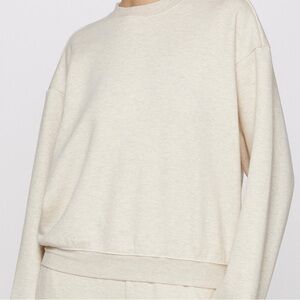 SKIMS
COTTON FLEECE CLASSIC CREWNECK SWEATER